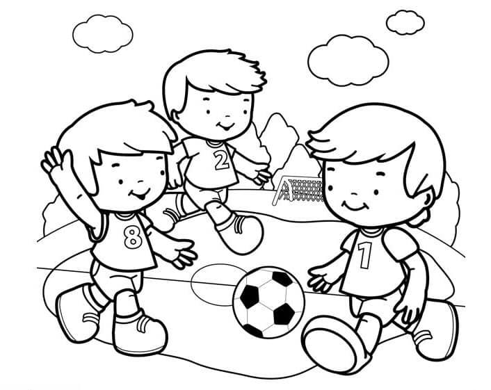 กลุ่มเด็กๆเล่นฟุตบอล